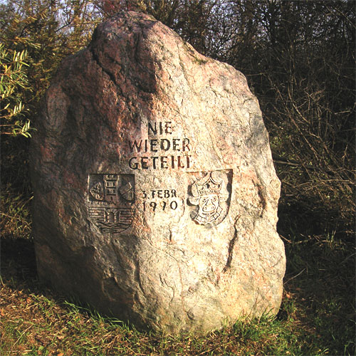 Gedenkstein Priwall-Grenze